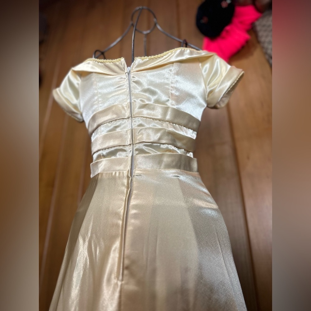 VINTAGE yellow gown, small - Picture 4 of 16